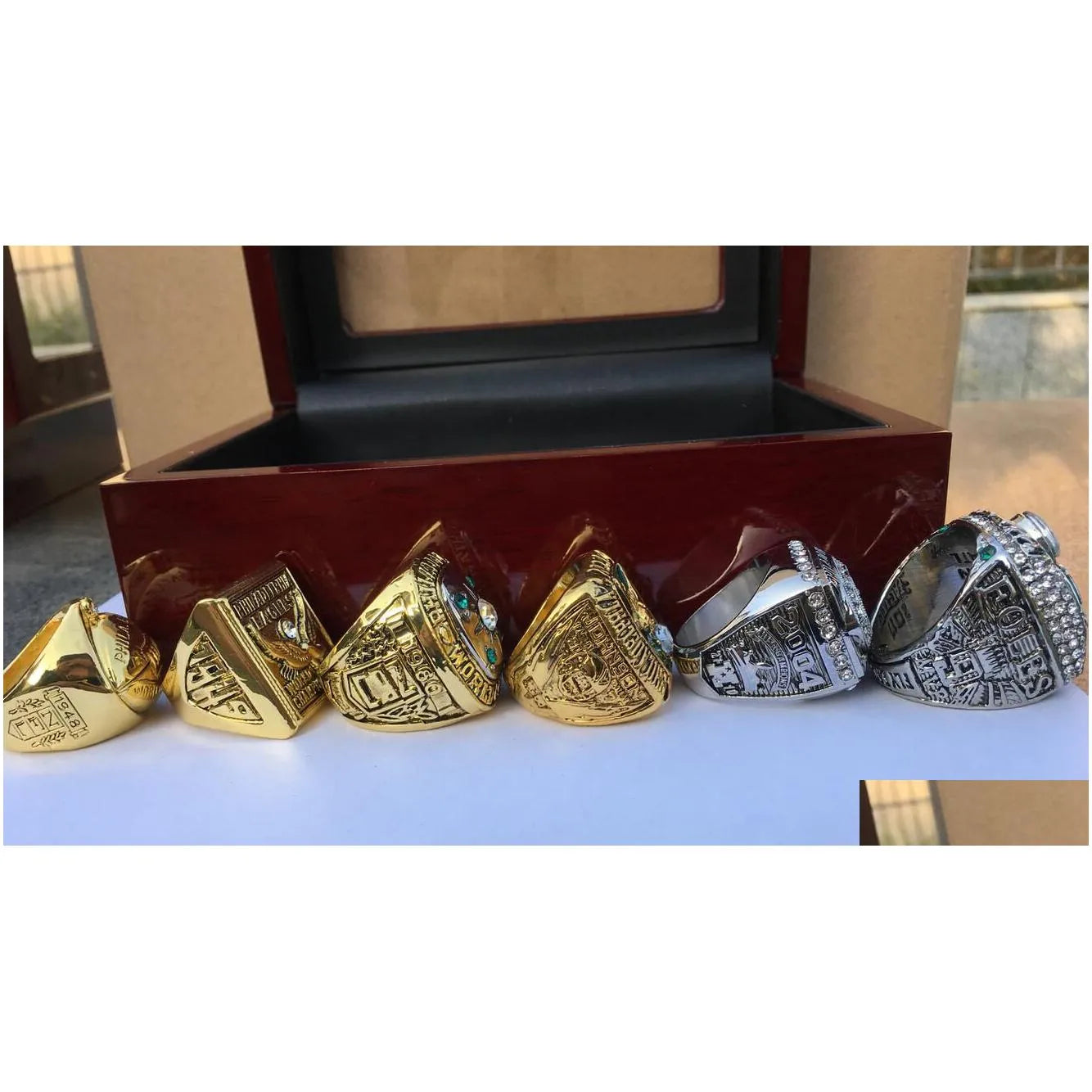 Philadelphia Eagles Super Bowl Ring Set
