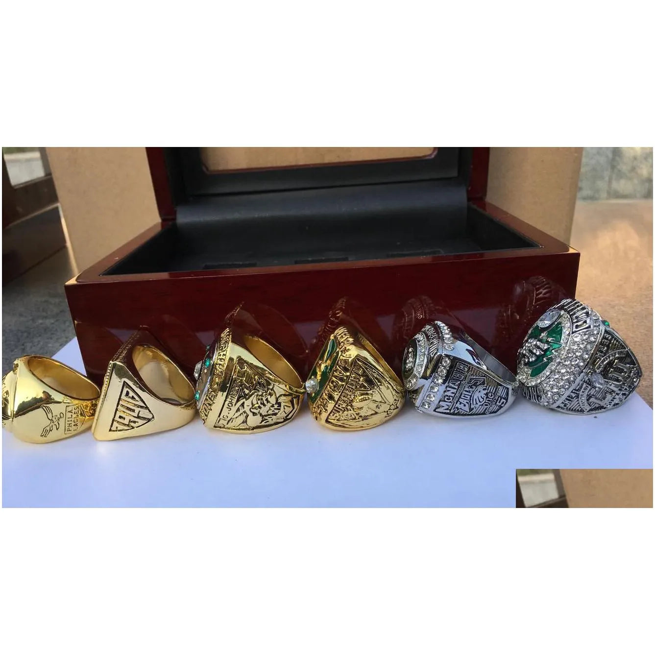 Philadelphia Eagles Super Bowl Ring Set